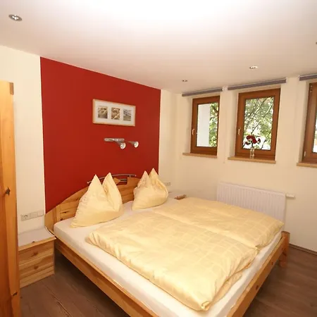 Haus Sommerstein Apartamento *